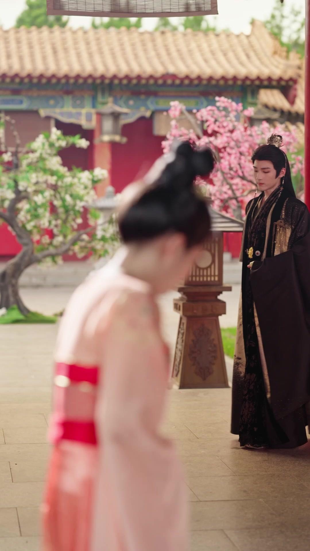 10 Days to Win His Majesty, or Die