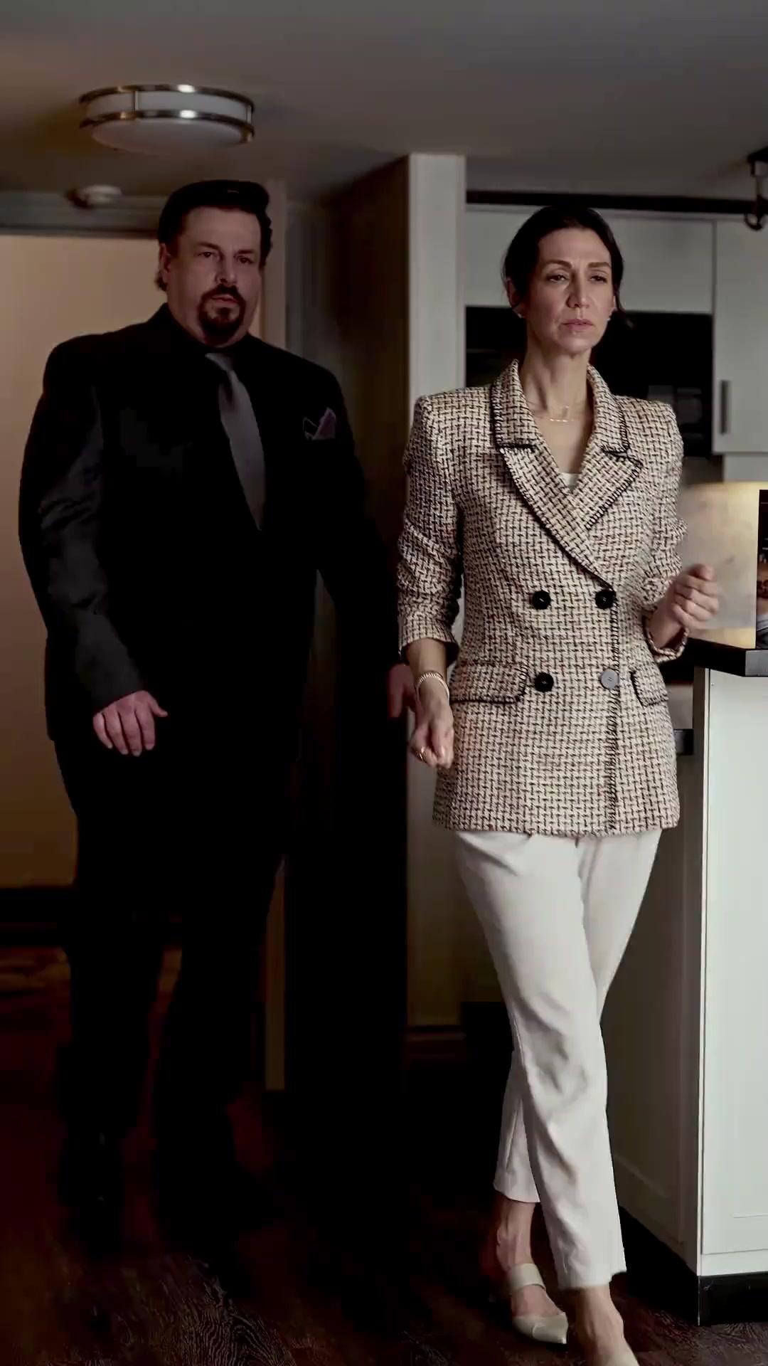 रंगे हाथ पकड़ा गया