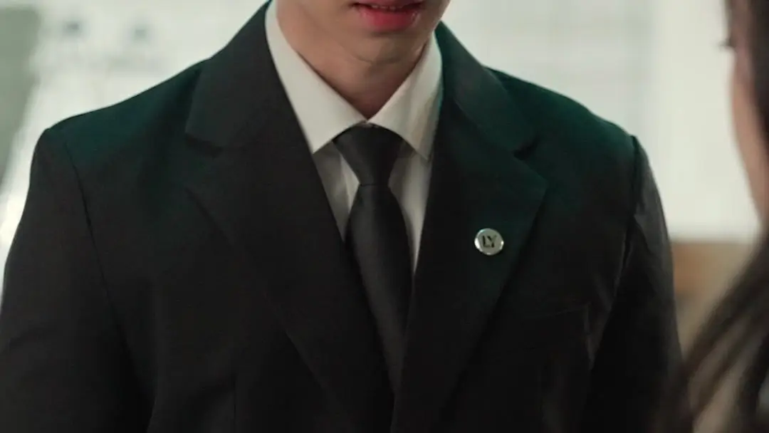 거지 남편은 재벌, 목걸이와 레이스의 반전