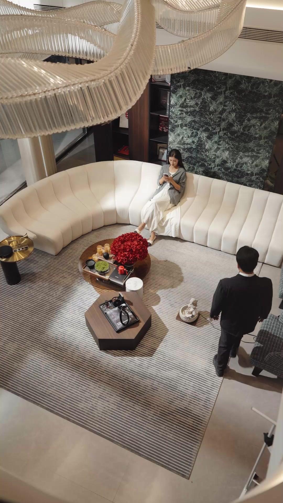 ใช้เงินเป็นดาบ