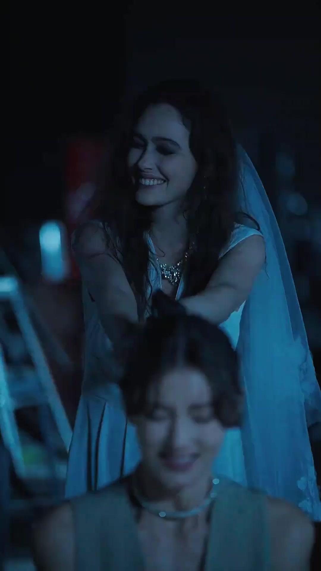 (Doblado)Amor por dinero, muerte por error