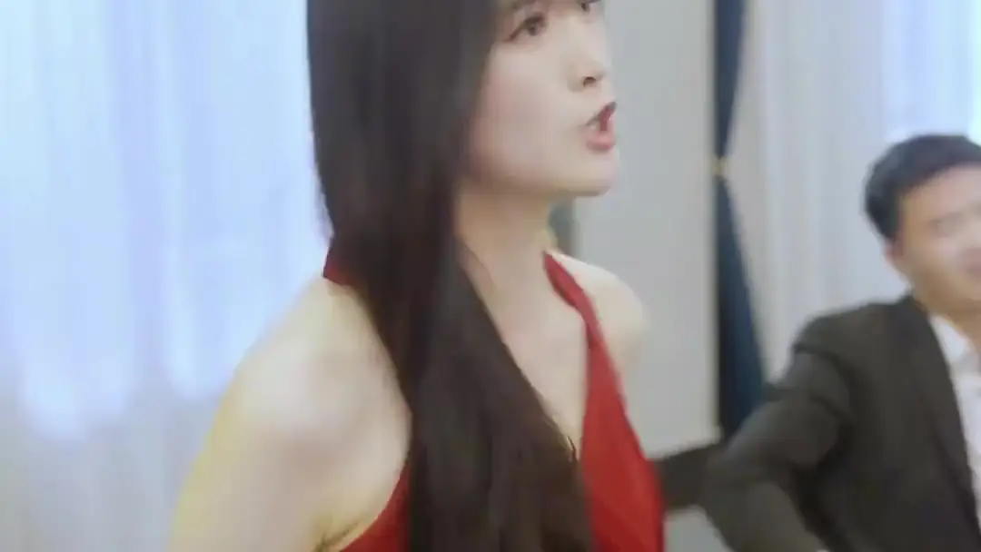 (Sulih Suara) Makin Boros, Rezeki Malah Lancar: Ketika Pesta Berubah Jadi Arena Perang Status