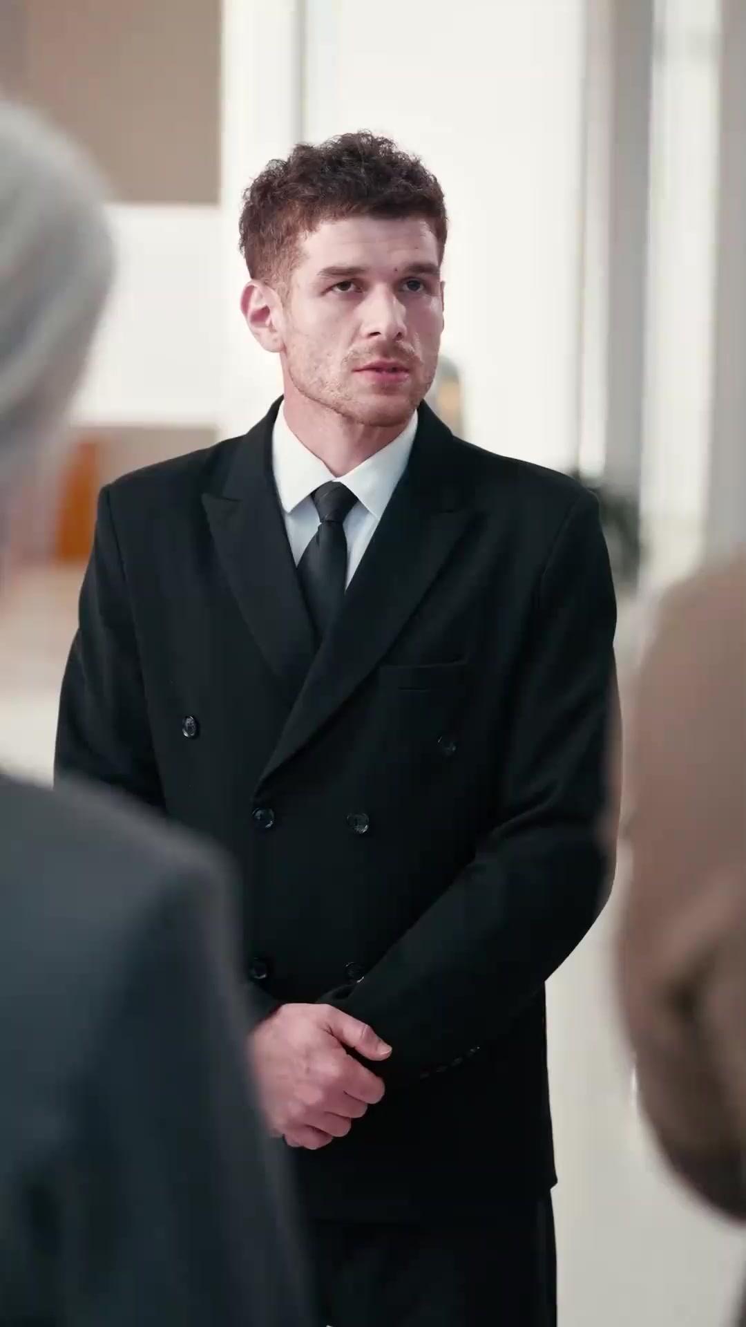 (Doblado) El dios de la velocida