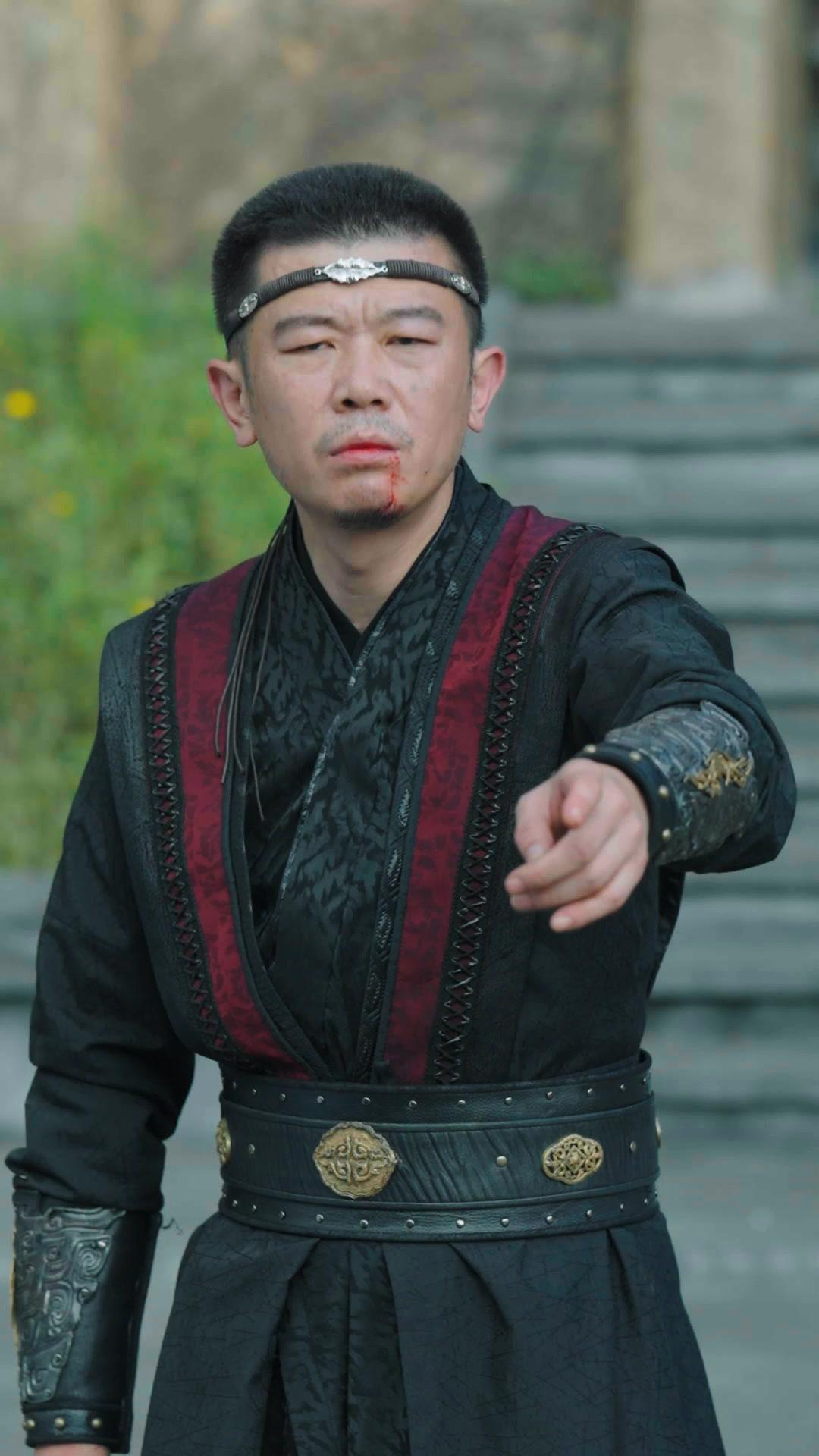 عودة سيدة السيف بعد مئتي عام