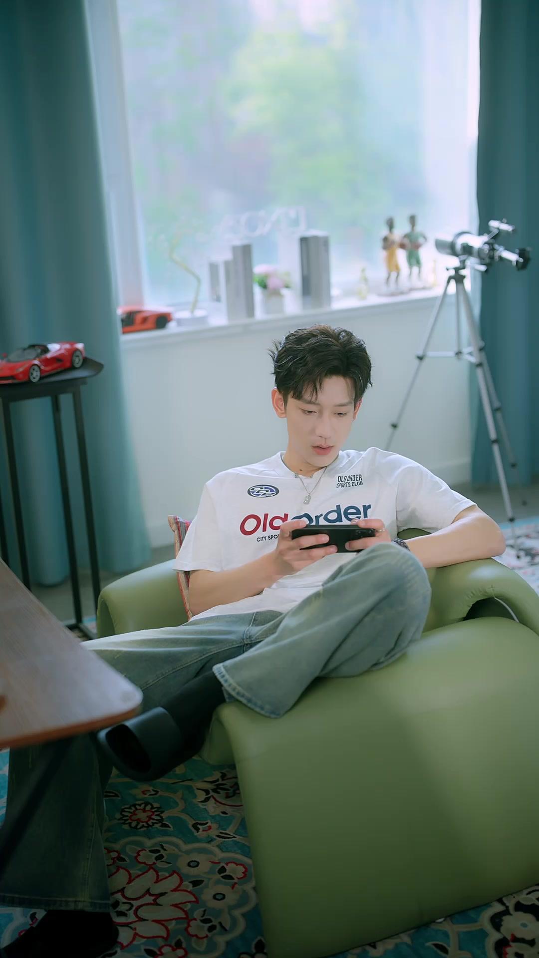 Amor secreto, bajo el mismo techo 