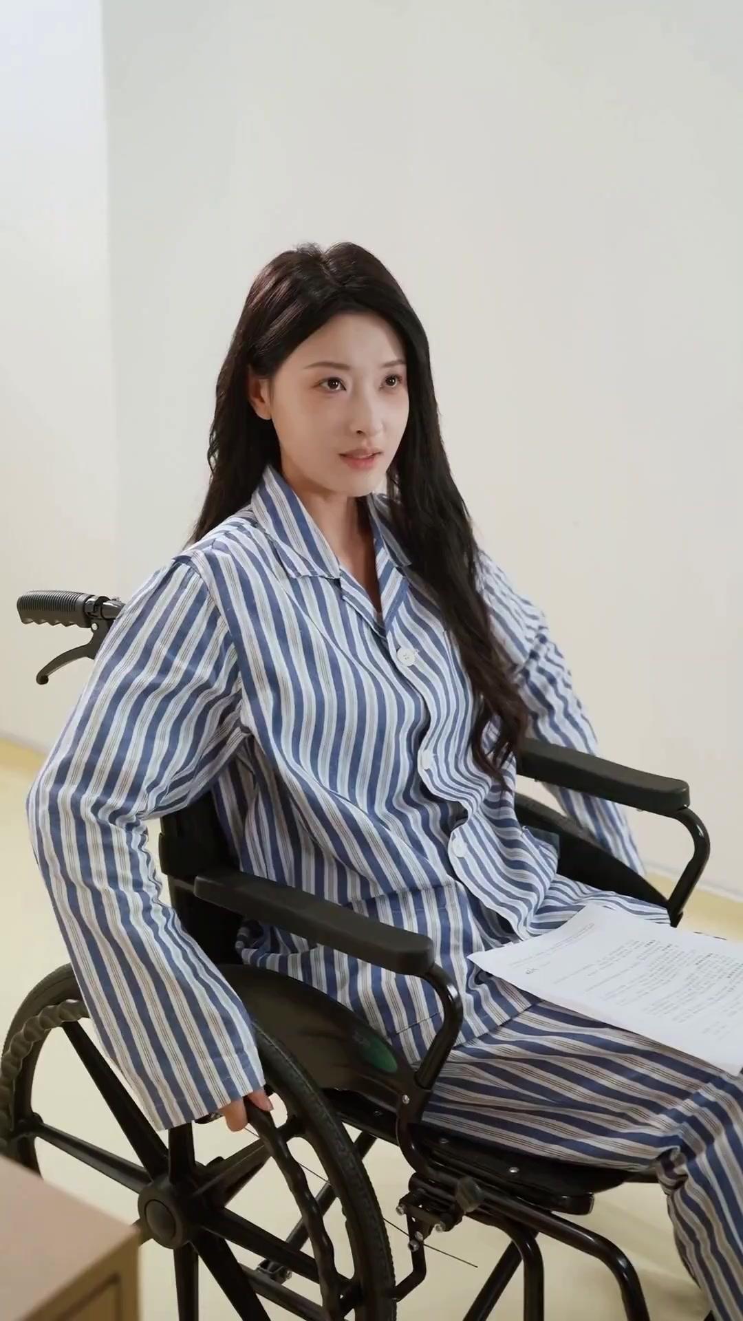 (Dublagem) A Luz que Chegou Até Mim