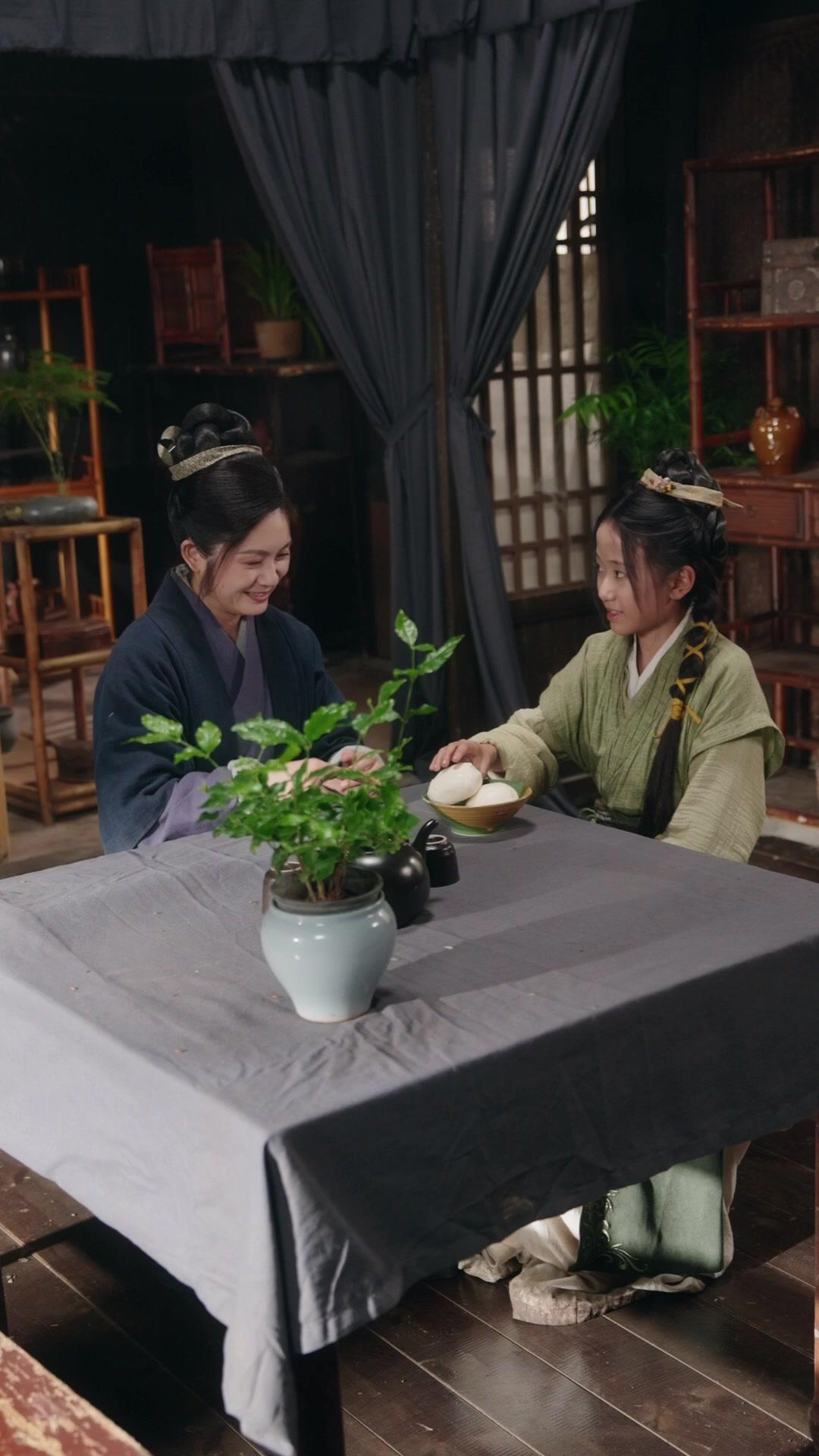 Lucky Wife, Rising Husband