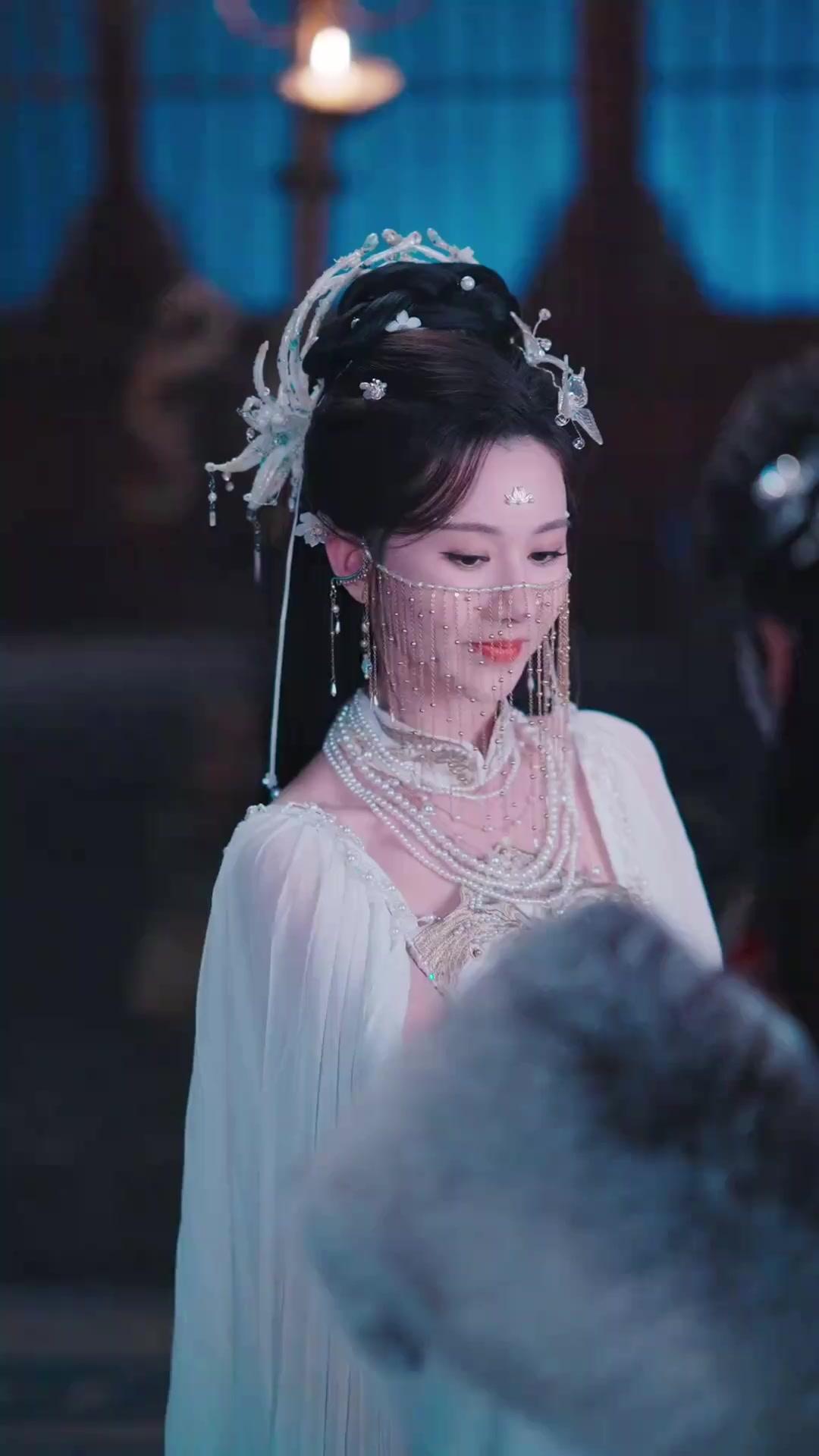 Malam Itu Bersama Sang Adipati