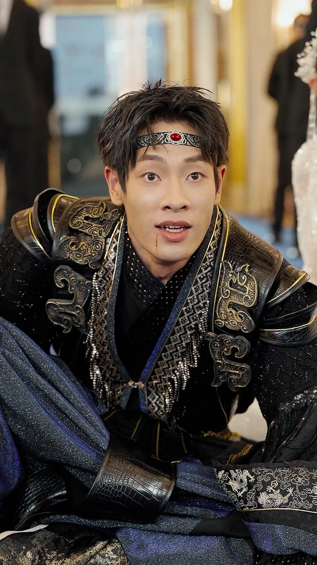  Satpam Yang Punya 3 Tunangan Cantik 