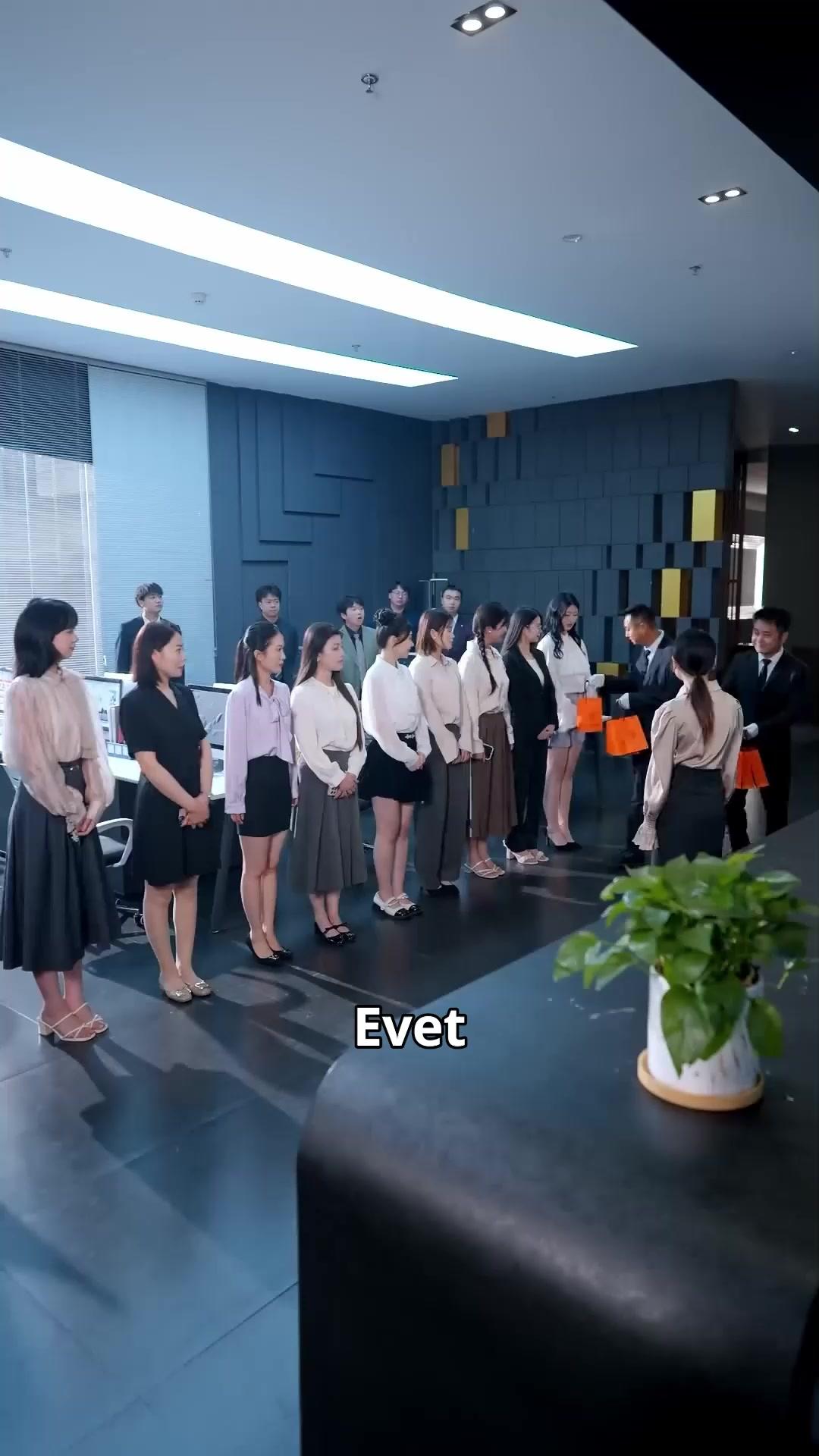 (Dublajlı) Gölgedeki Aşk