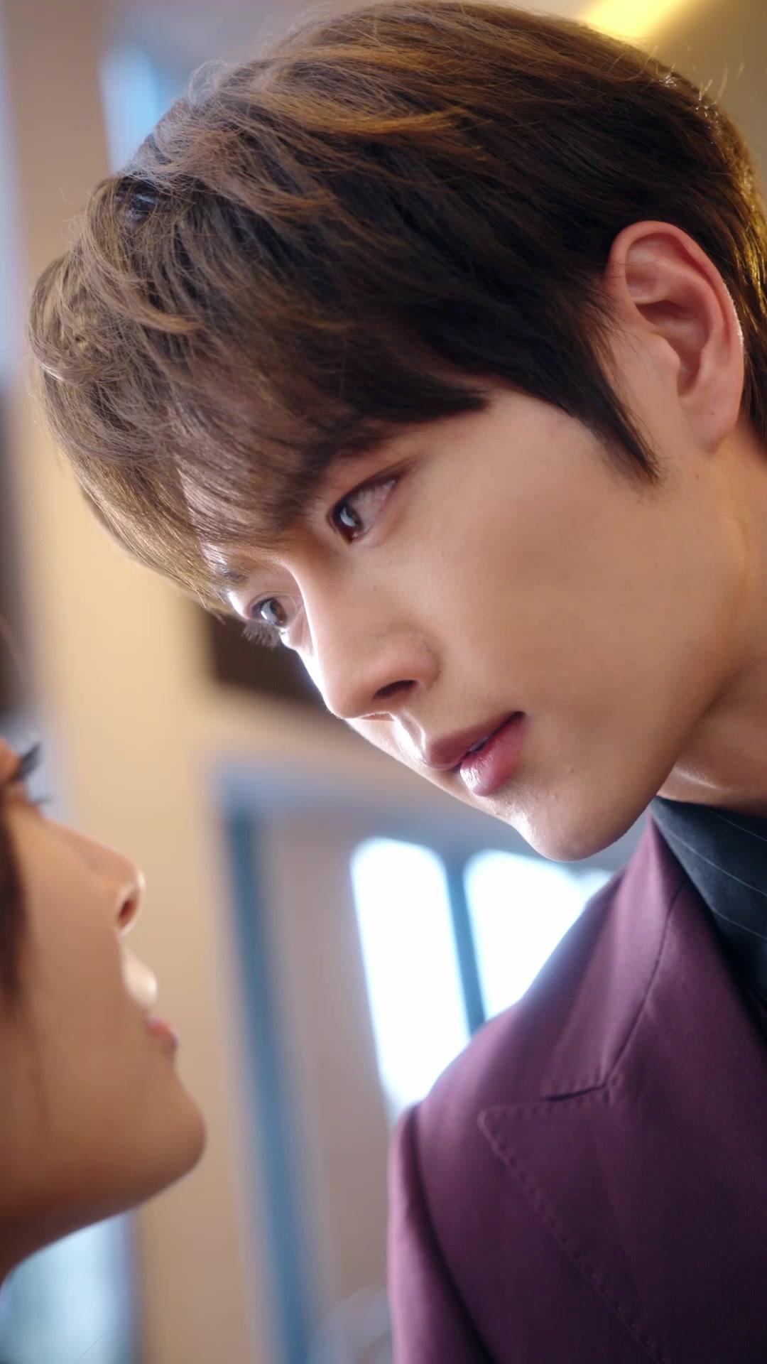 Stolen Heiress, Secret Baby