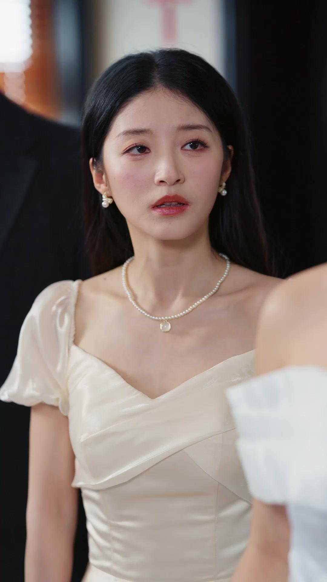 La que rompió el velo