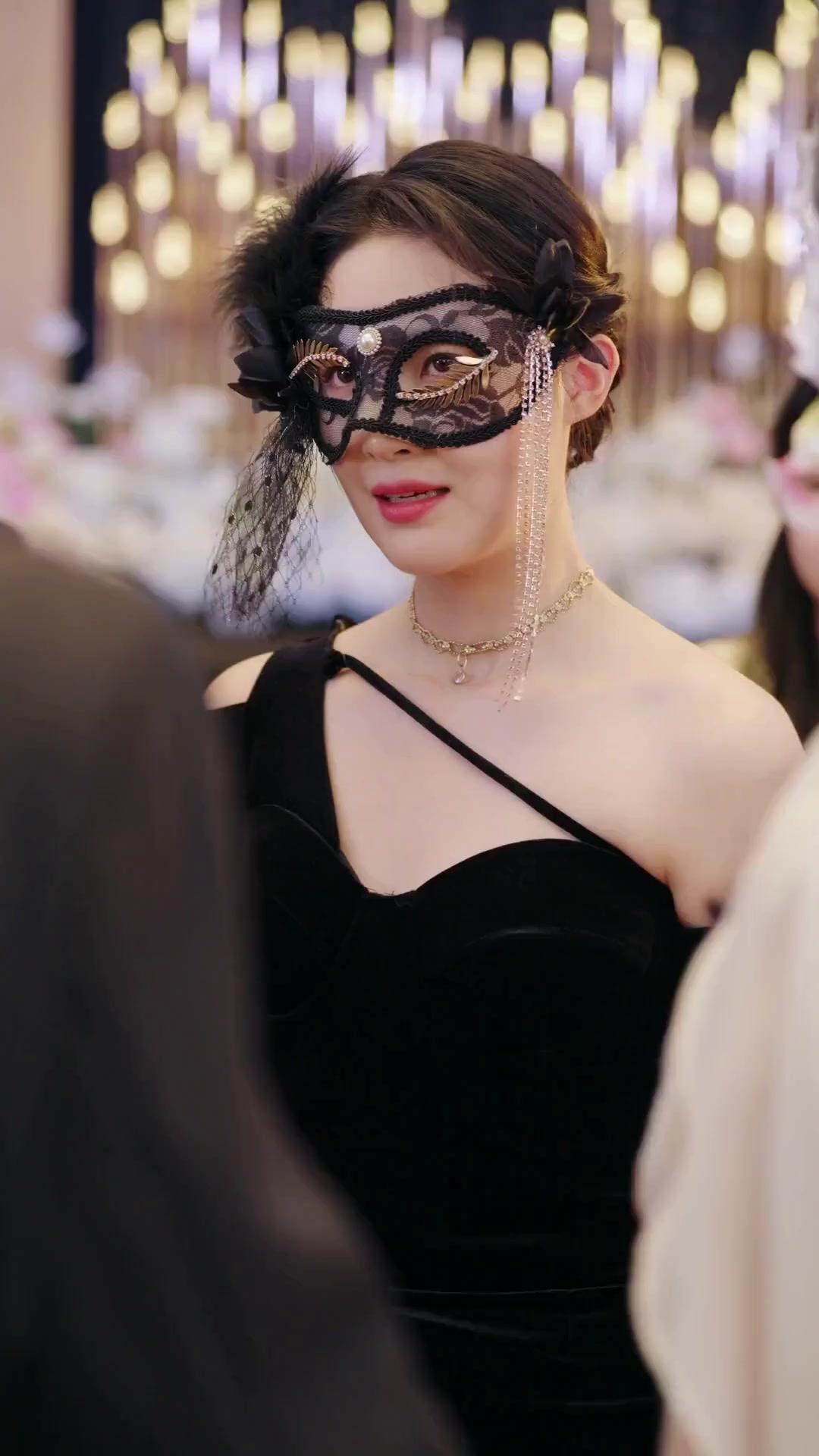 (Dubbed)Yikes! Hubby Poisoned Me for Dough!