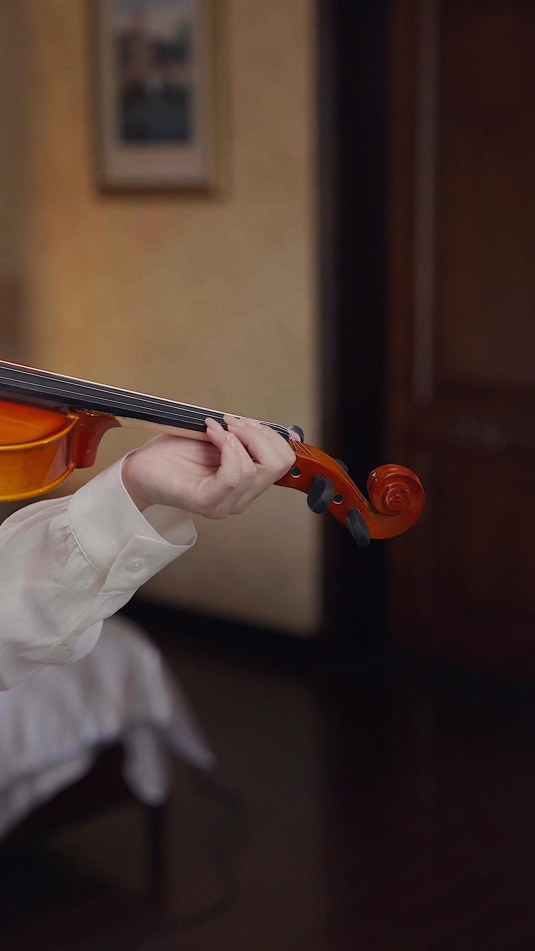 Bayangan Dendam, Nyala Cinta