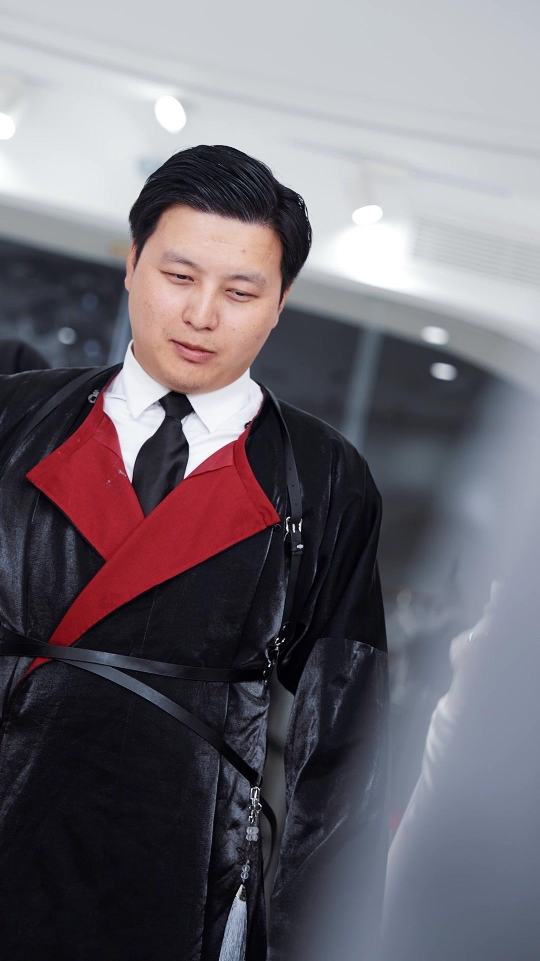 My Legendary Dad Has Returned