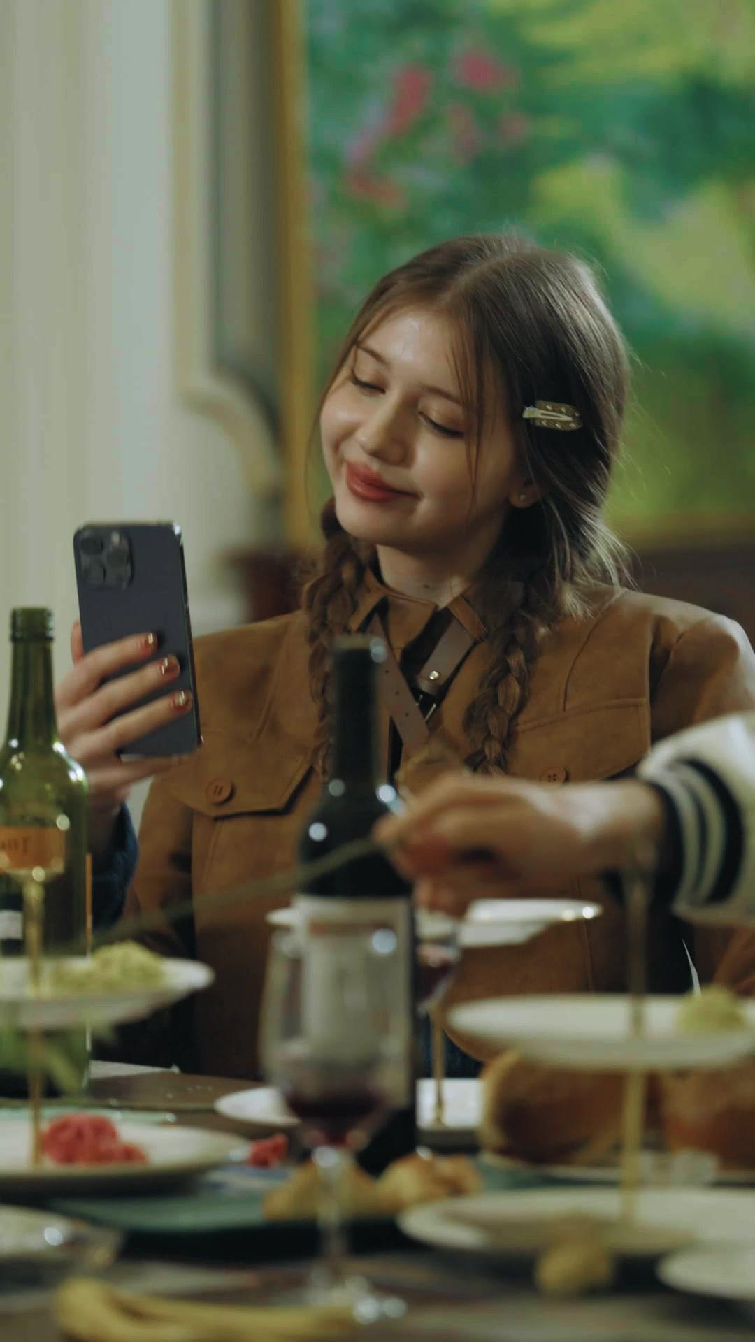 King Returns on Christmas Eve