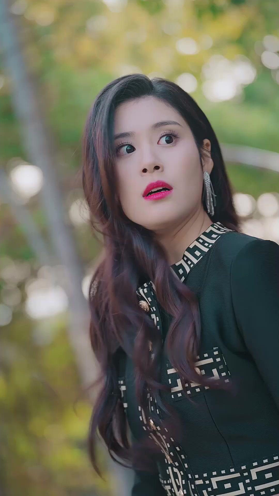 Skandal Istri Konglomerat