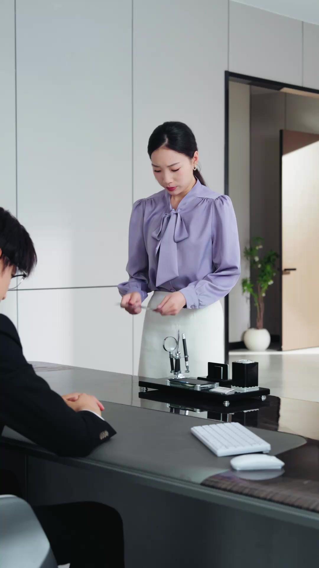 Welcome Your Ex? Bye, Loser!