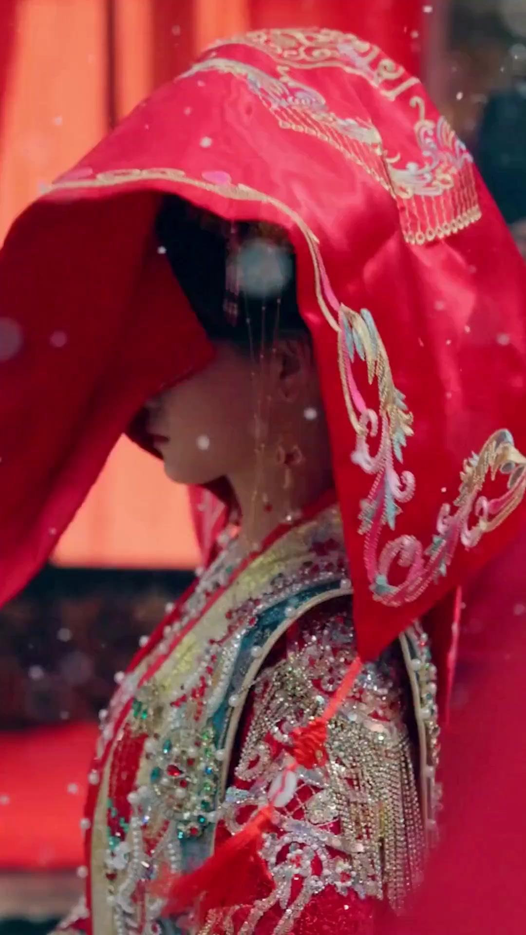 (Dubbed)His Trash, The Throne's Treasure