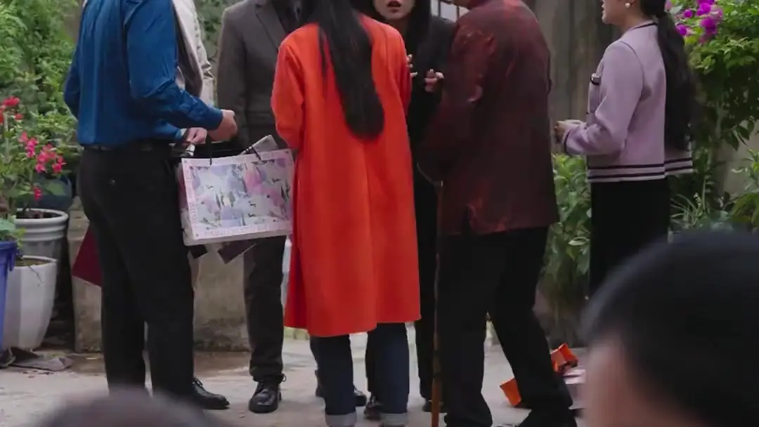 Twilight Dancing Queen: The Steamed Bun That Shattered a Family