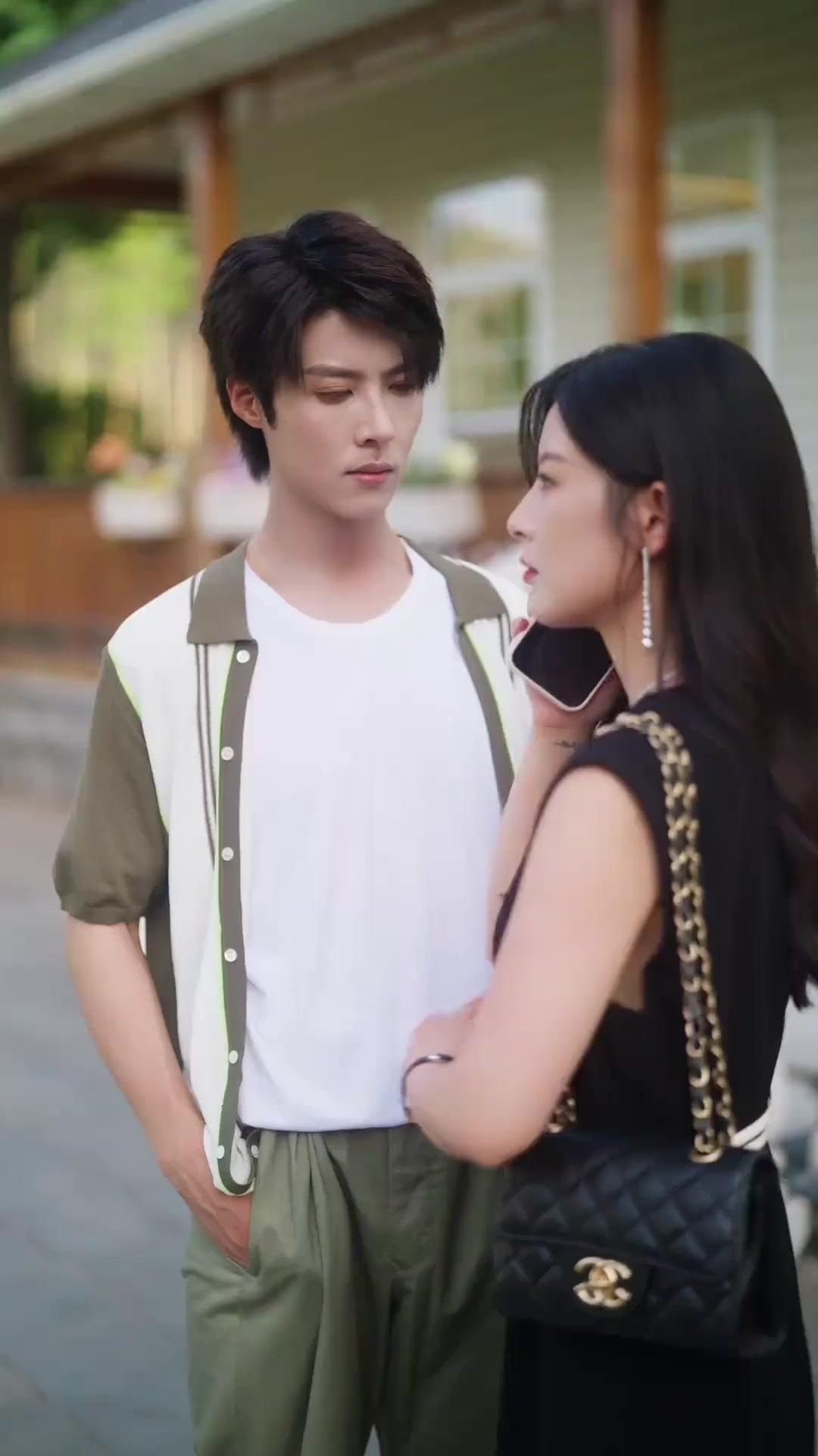 Usia tidak memisahkan cinta