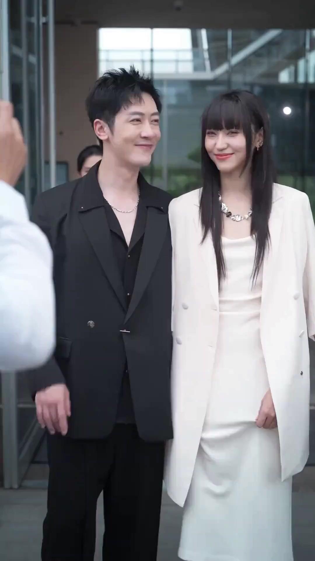 (พากย์เสียง) หนี้รักในความมืด