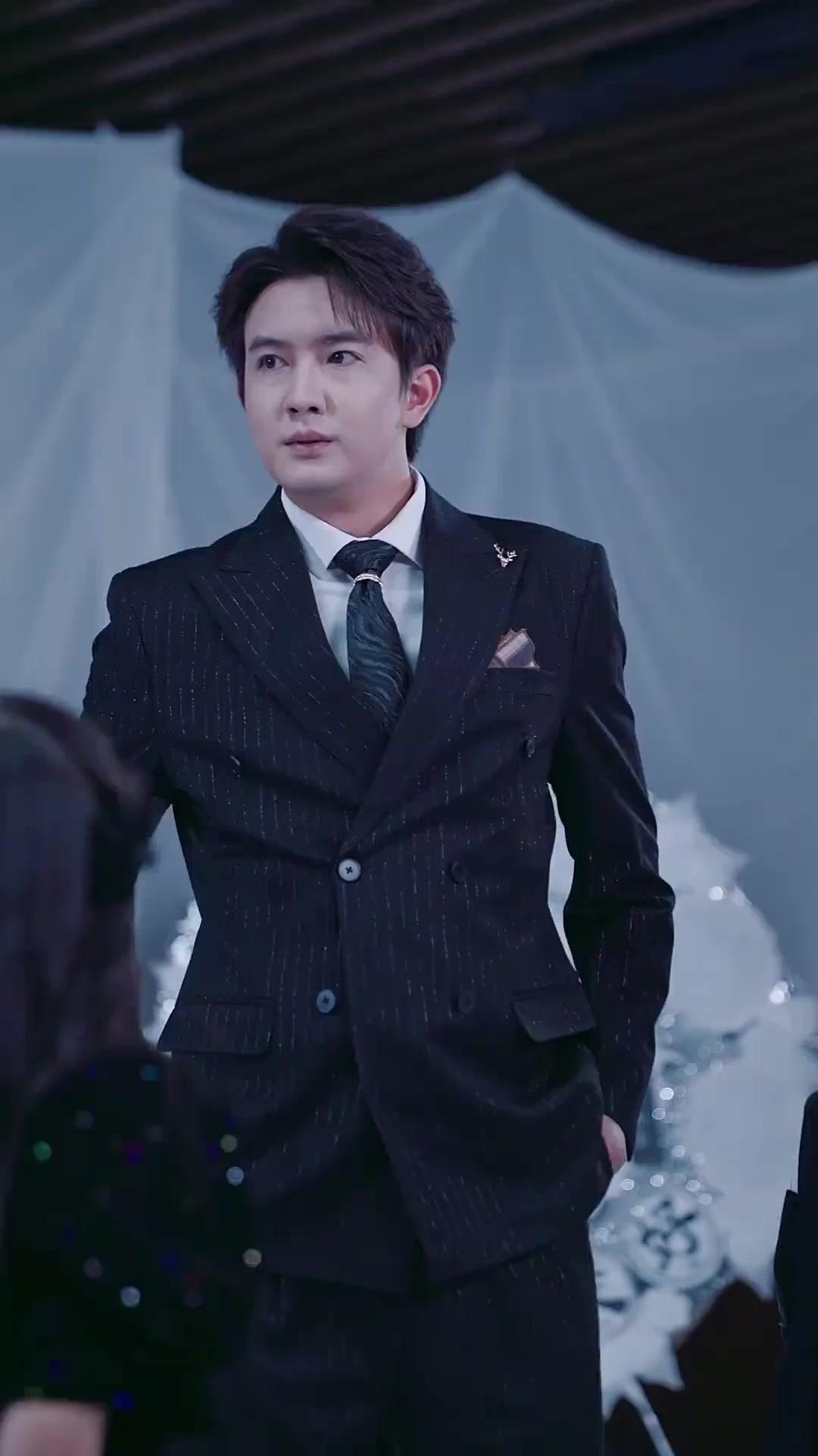 (Dublagem)A Bisavó de 7 Anos Conserta a Família