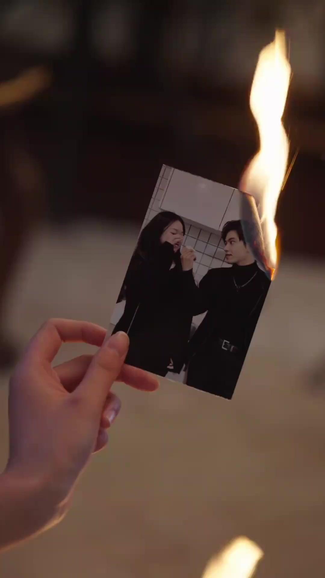 เมื่อรักกลายเป็นเพียงวันวาน