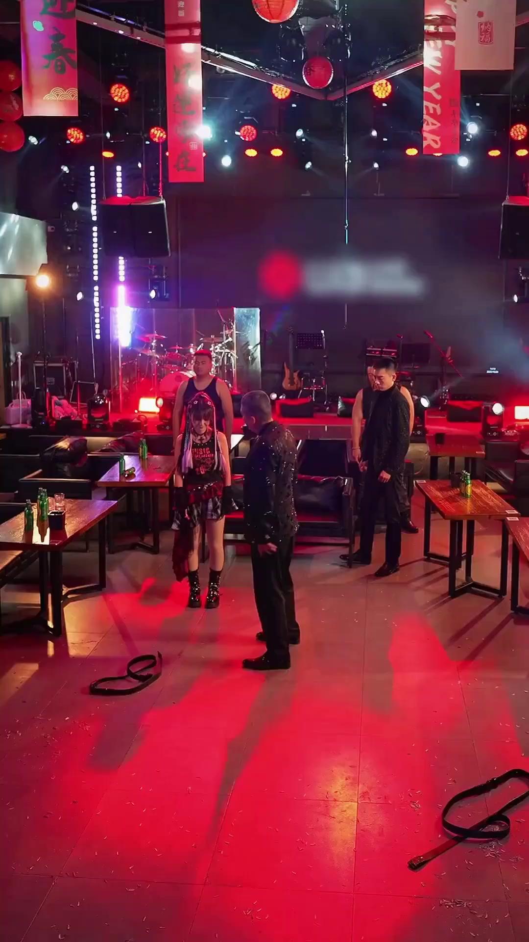 (Dublajlı) Saklı Ejderha