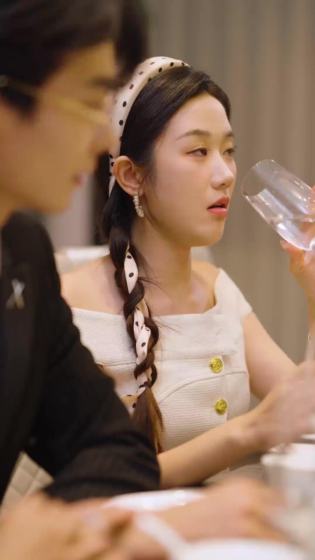 Un beso, un matrimonio