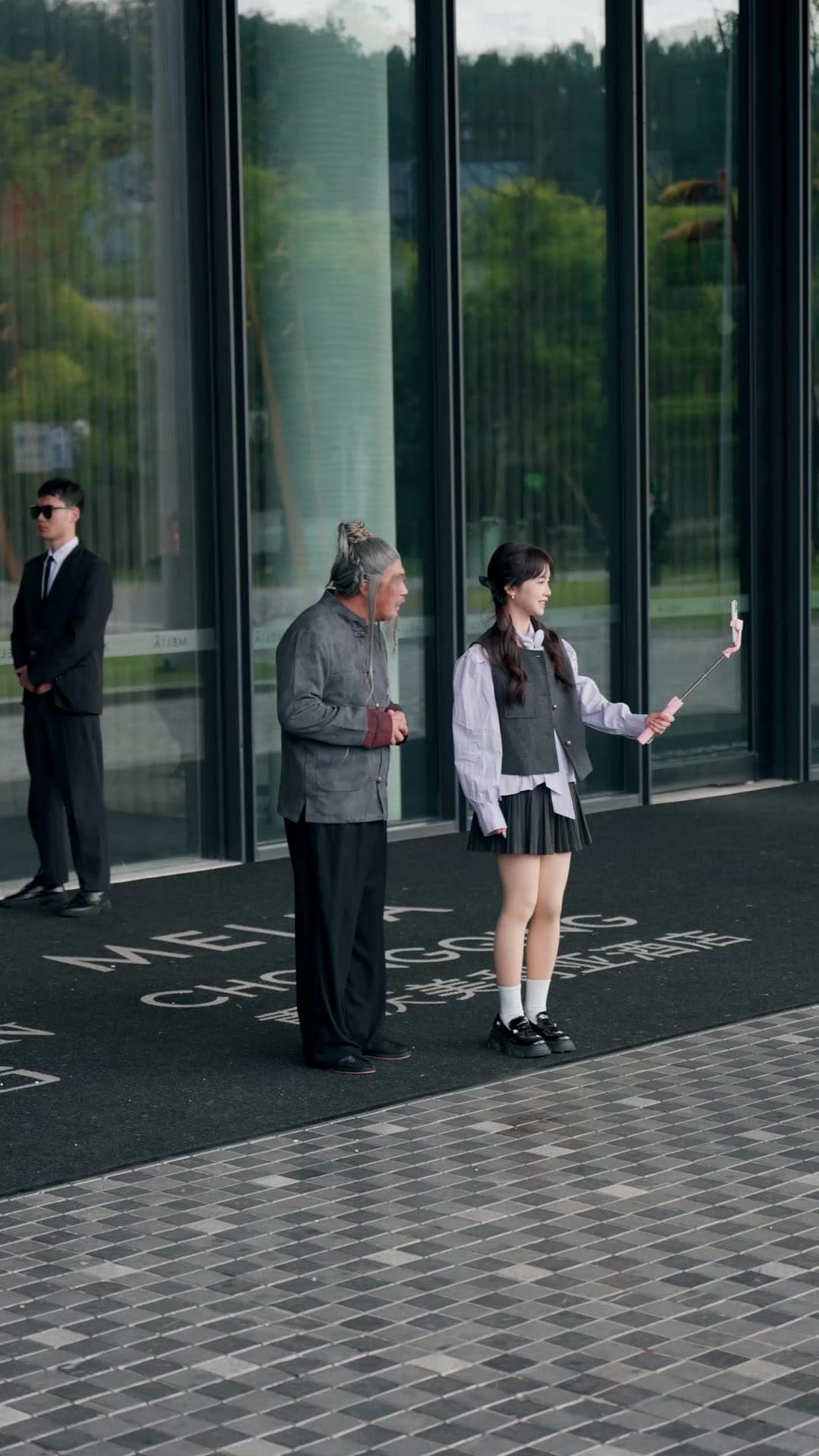  千年老祖在現代：開局認個曾孫女