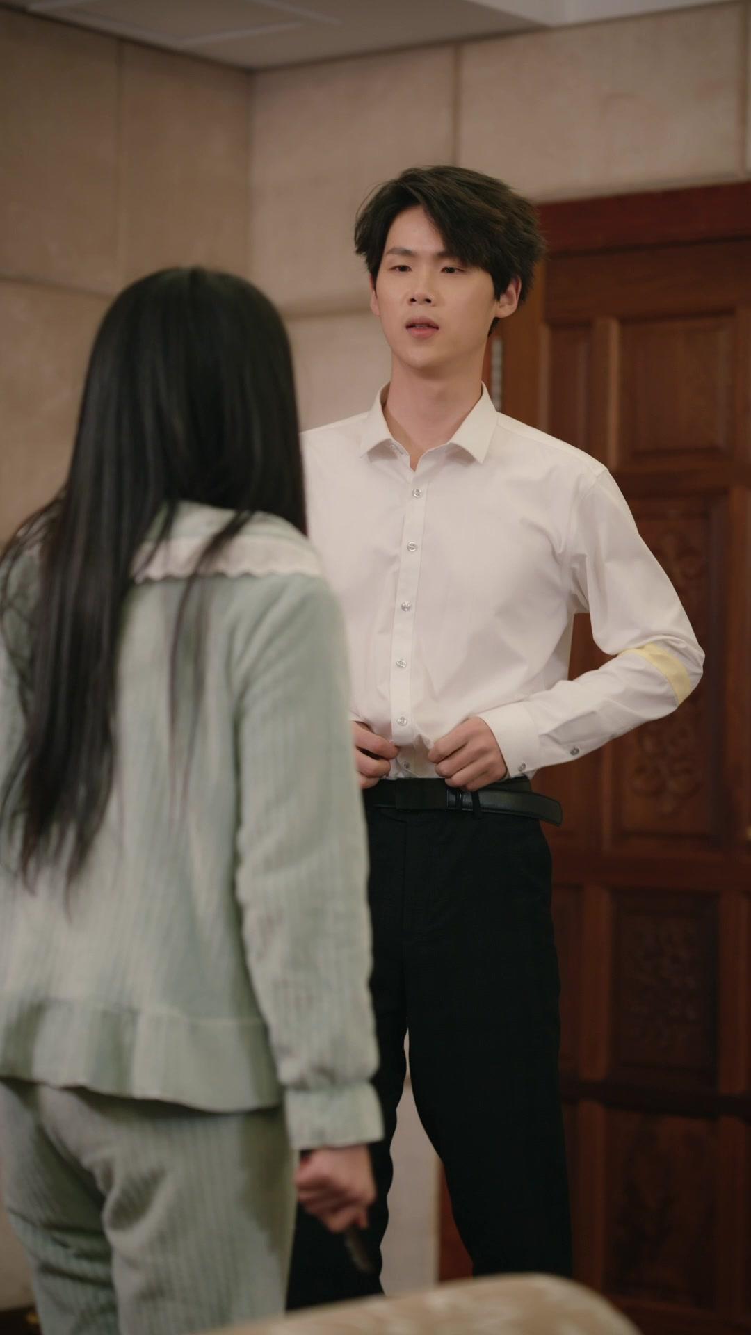 Ona Yaklaşmak İstedim