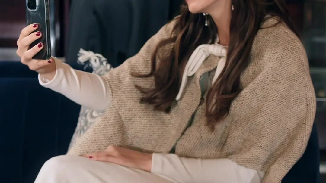 Il tuo amore è arrivato dopo l'addio: quando il rosso del sangue incontra il beige della paura