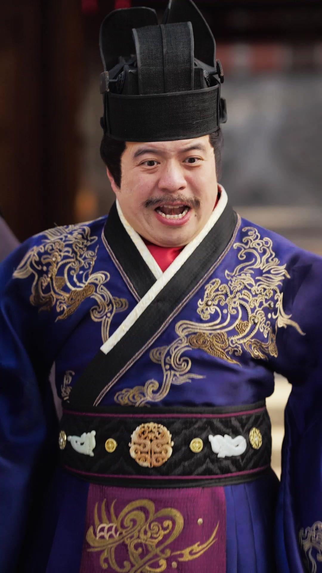 Sei Anzi, un Solo Destino