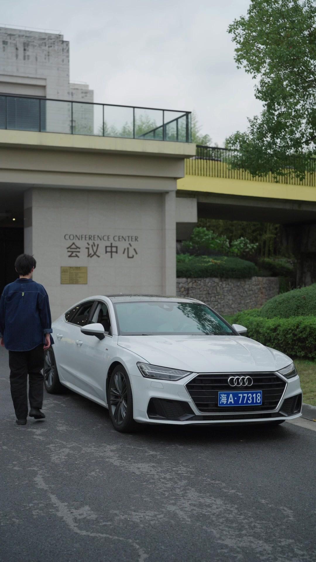 Jiwaku Jenderal, Tubuhku Istri CEO