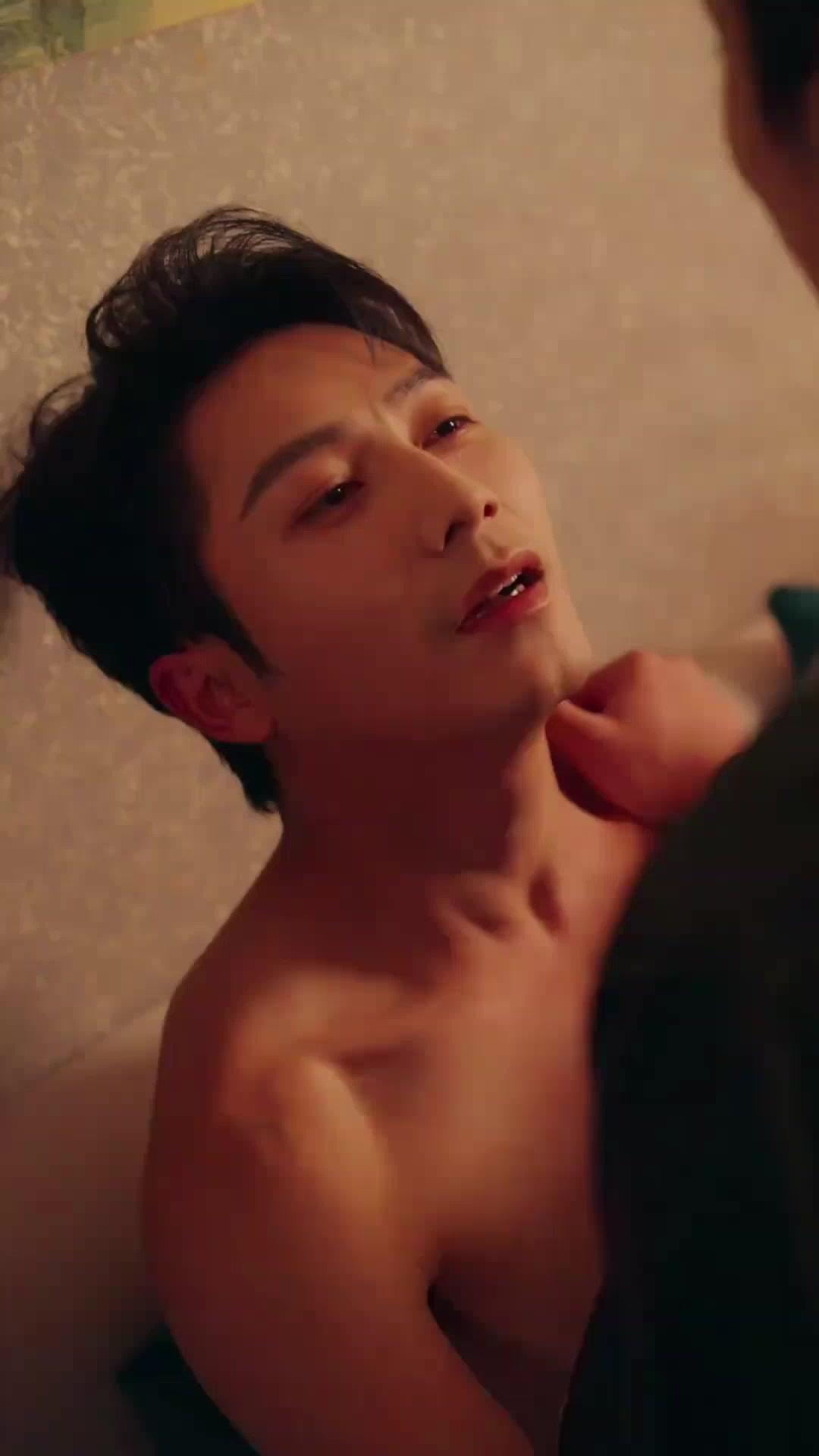 (Doublage)TOMBER DANS MON JEU