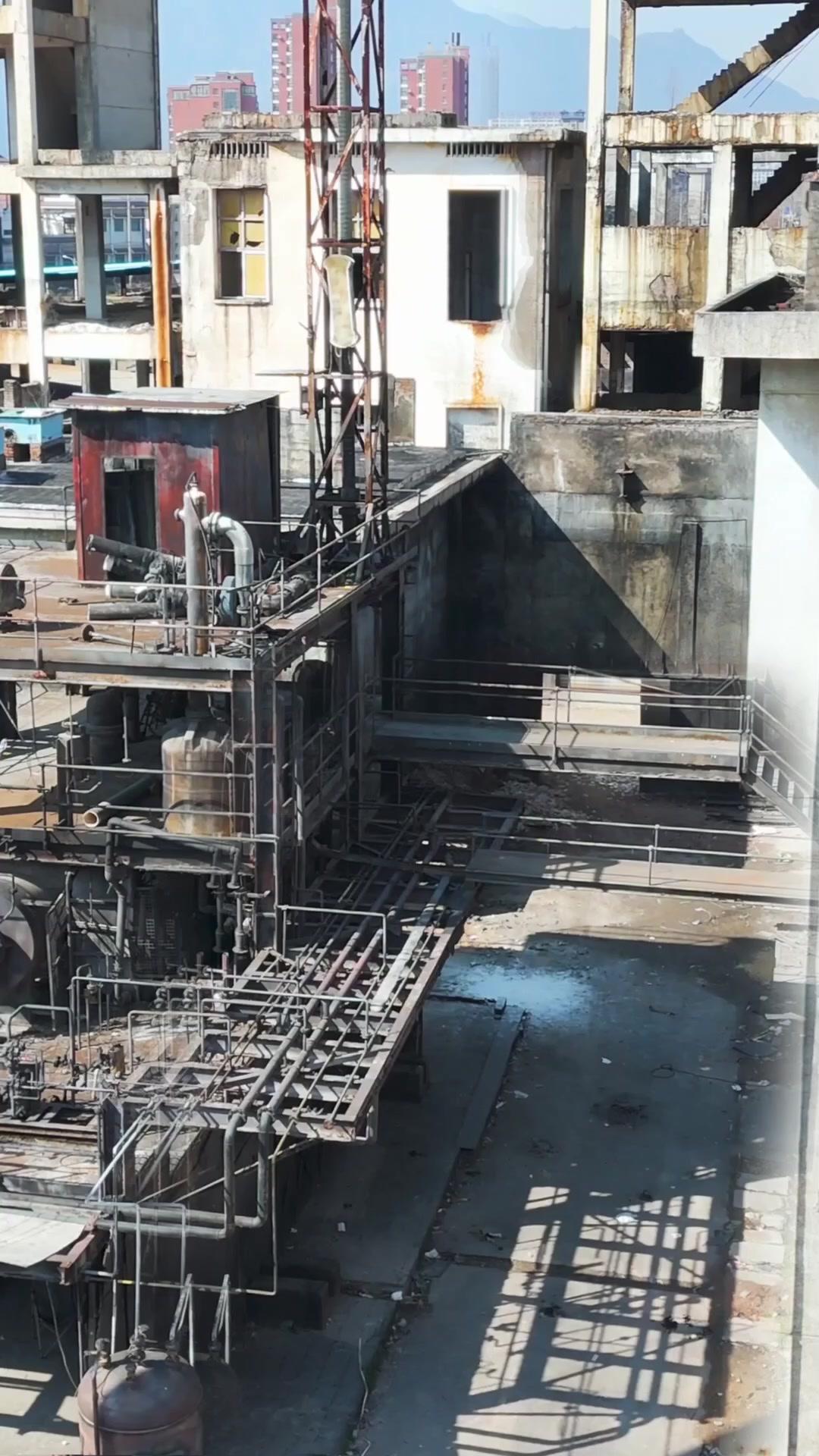 100キロ妻の古代サバイバル