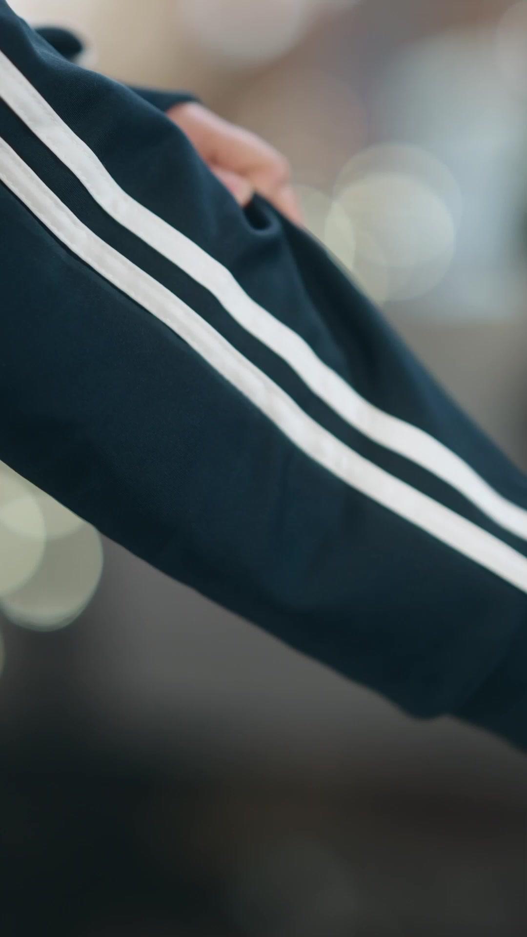 (吹き替え)家族という名の牢獄