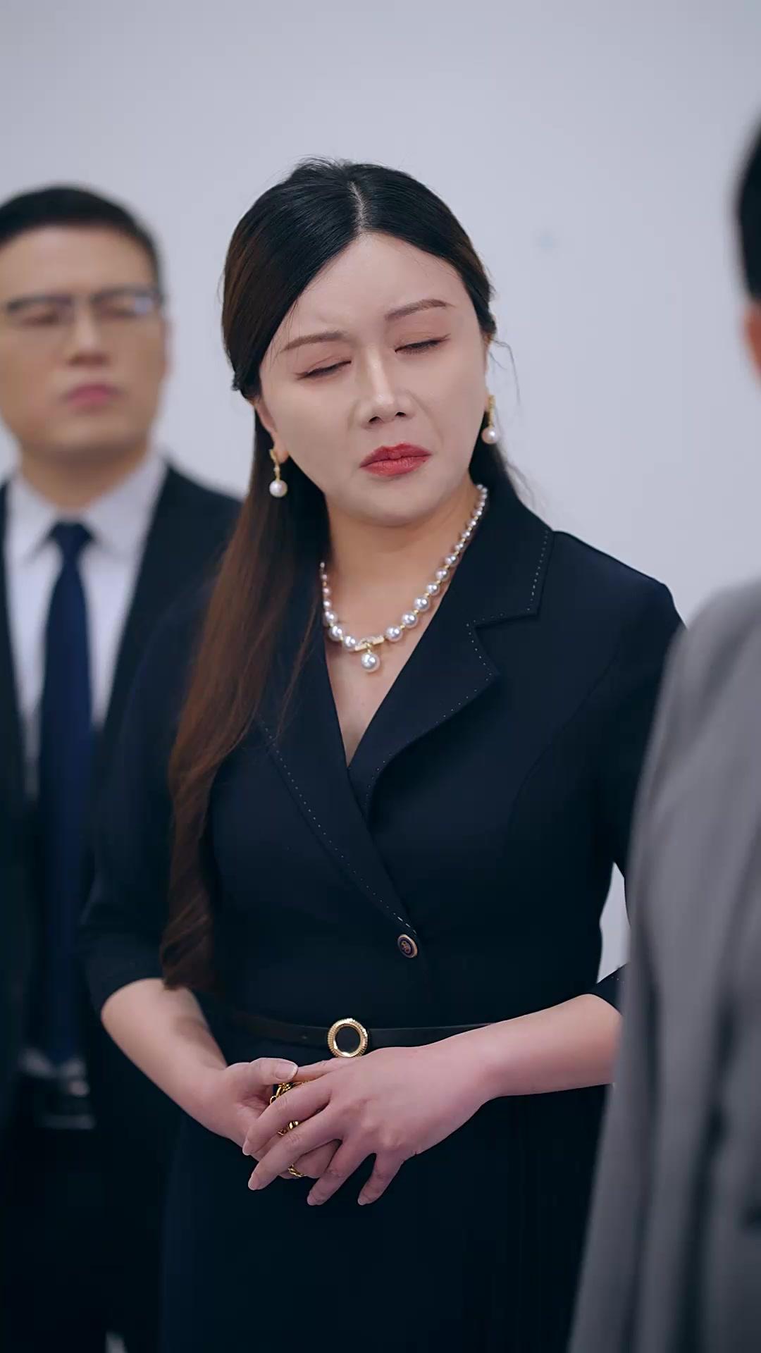 My Warlord Fiancé & His Mission to Save Me