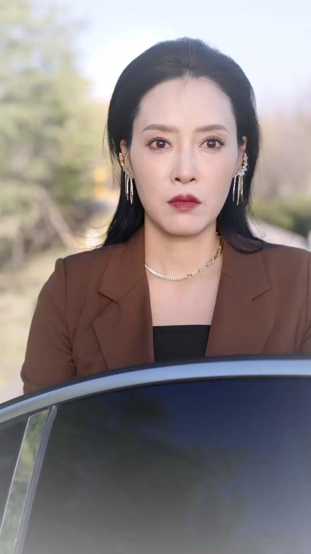 ตัวแม่กลับมา ตบให้จำ