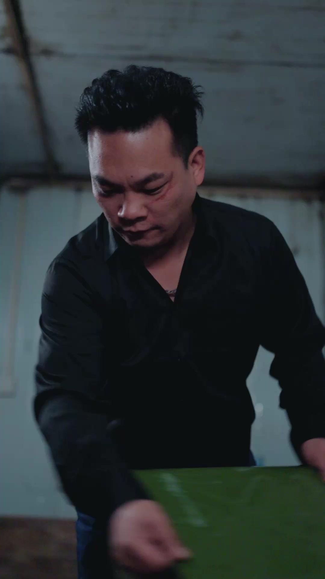 Cahaya Bulan Terkandas