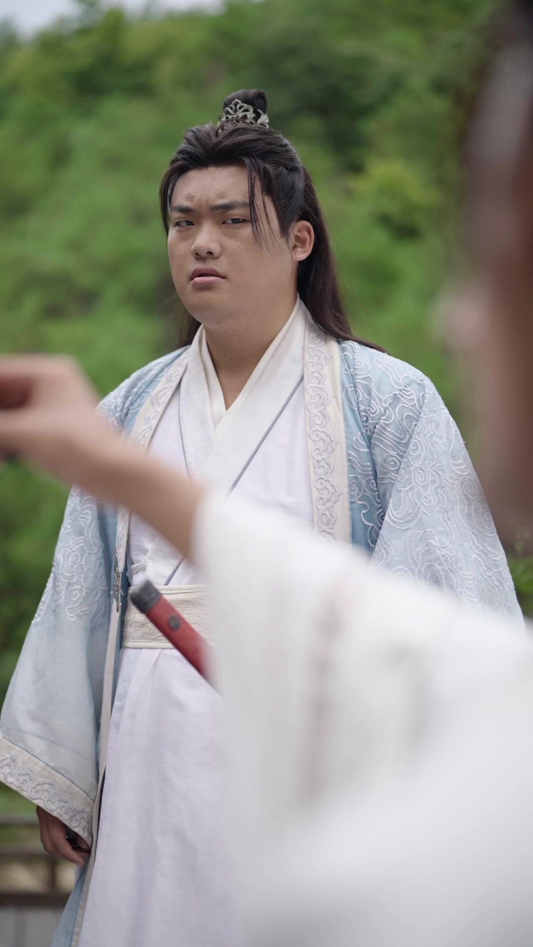 一覺萬年，醒來就要拯救宗門