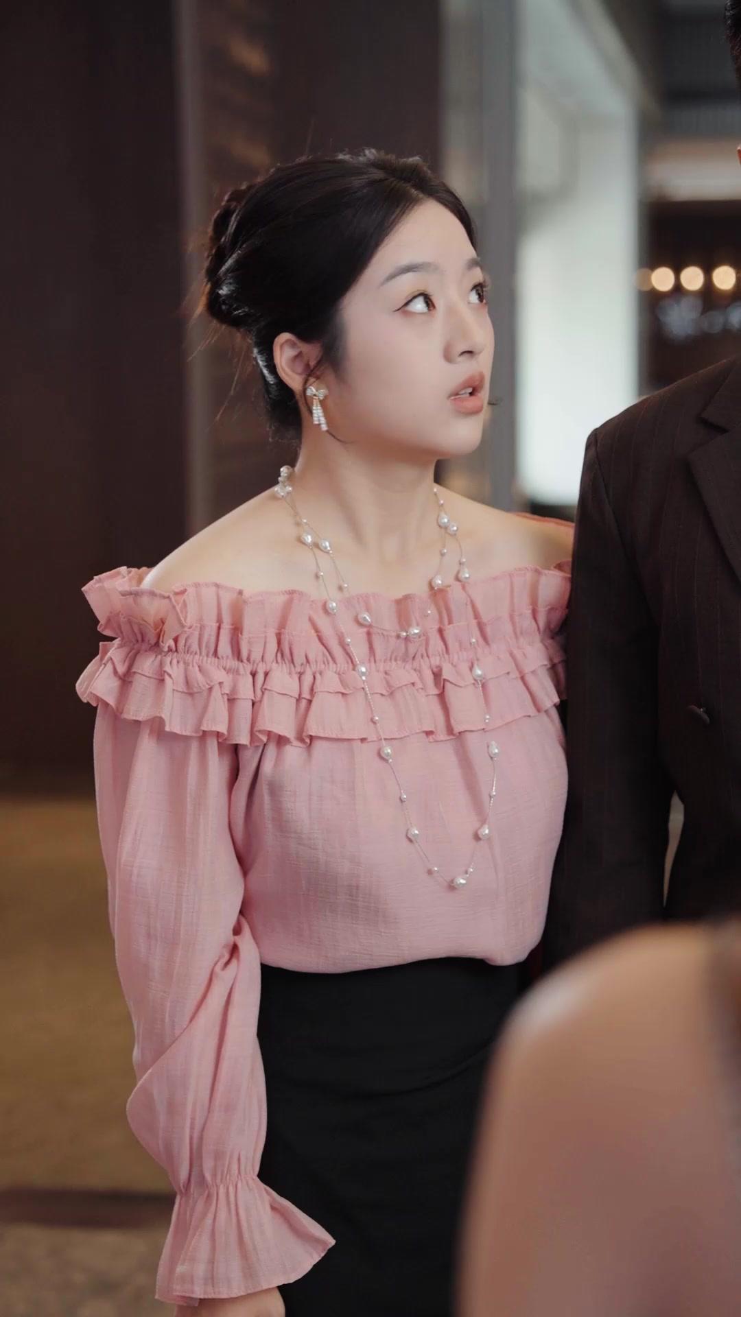 Reborn as the Tycoon’s Vengeful Bride