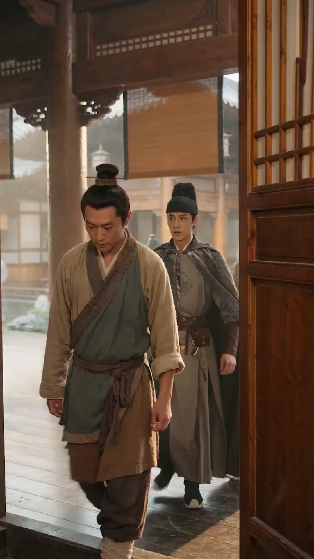 LE RETOUR DU VRAI ROI