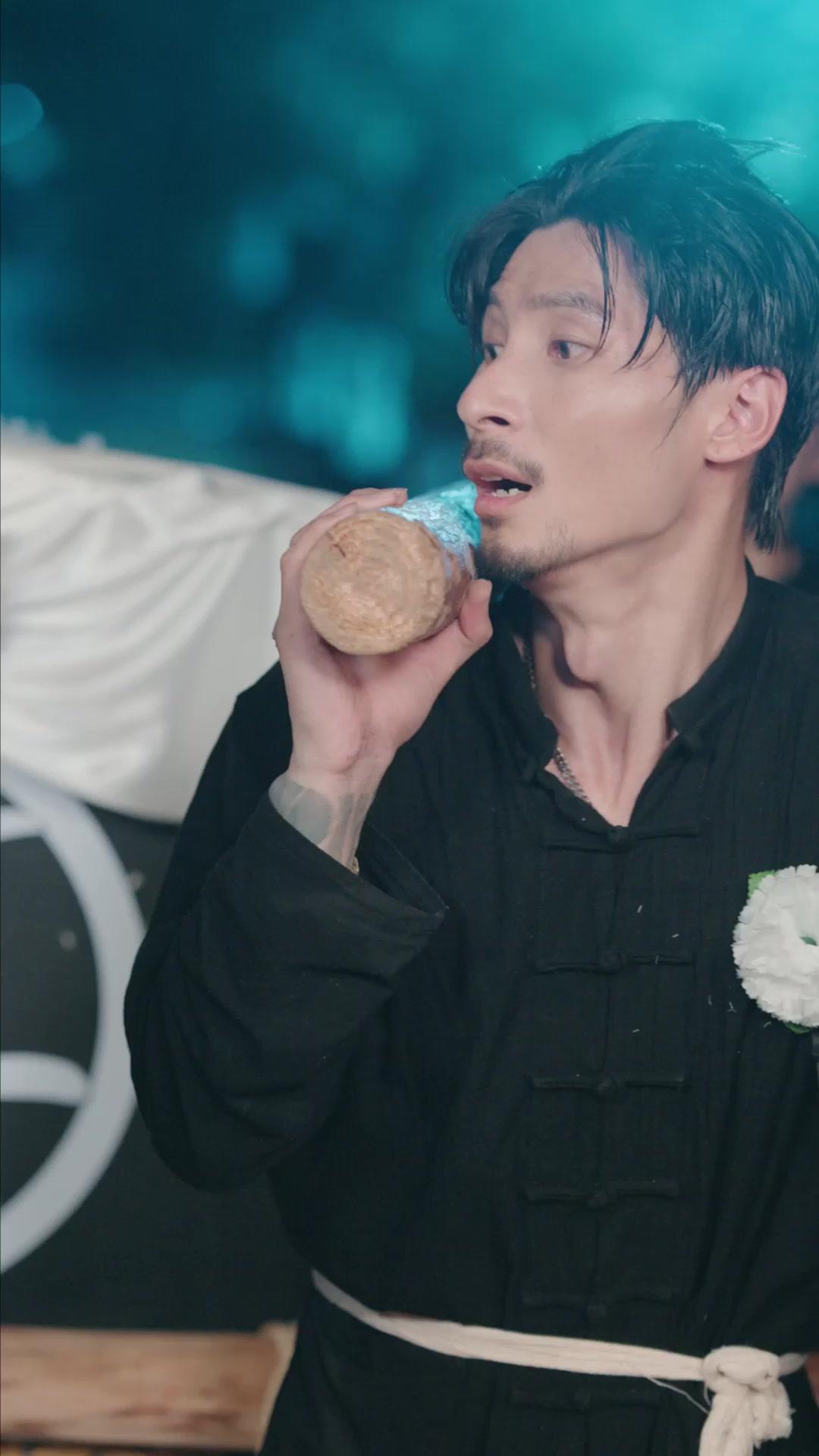 LES INTERDITS DU CERCUEIL 