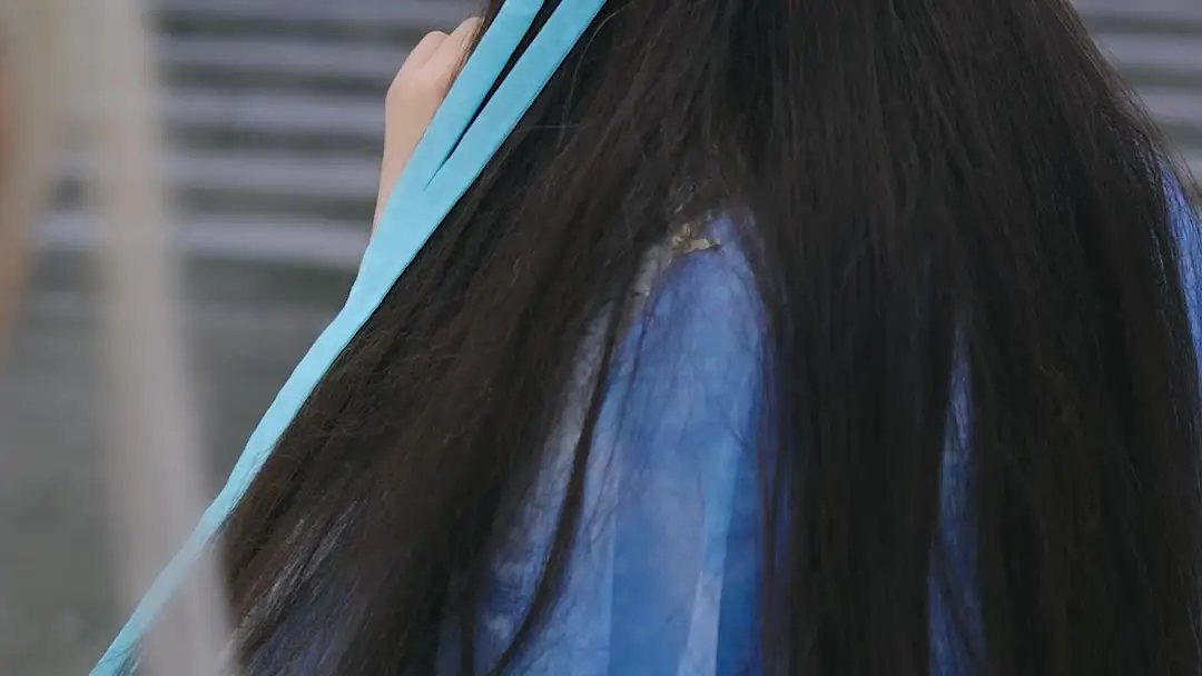 Rise from the Ashes: When Hairpins Speak Louder Than Swords