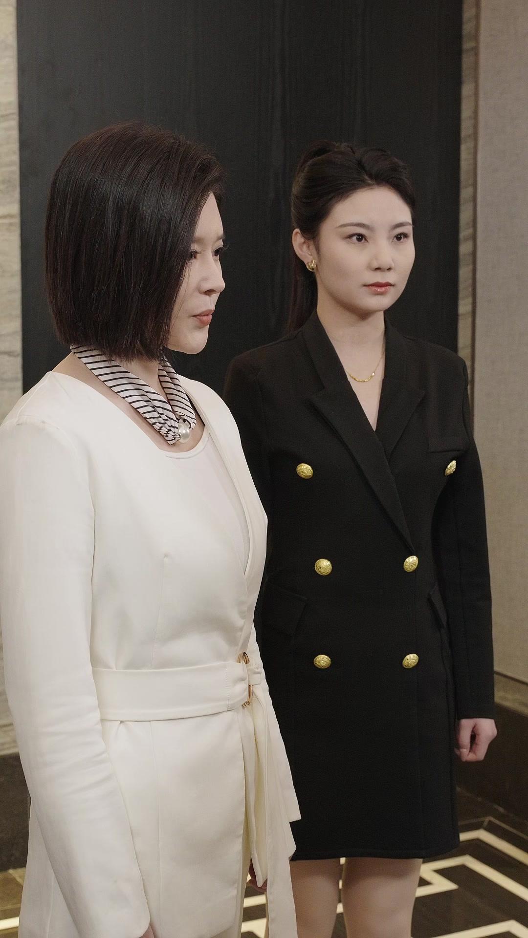 Ratu Benang Tersembunyi