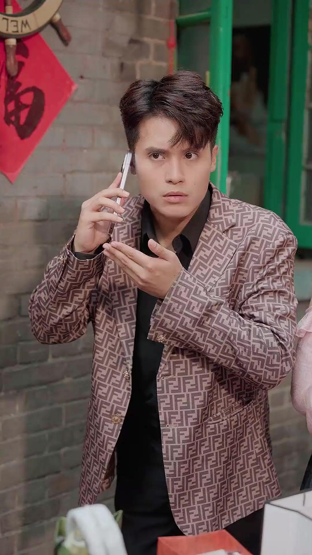 (Sulih suara)Cahaya di balik gelap