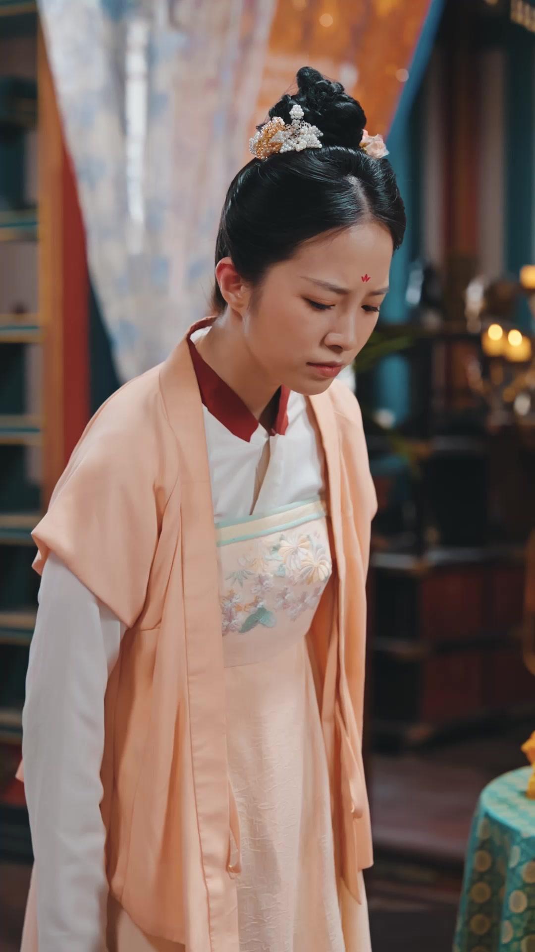 Ibuku dayang, Aku Kaisar