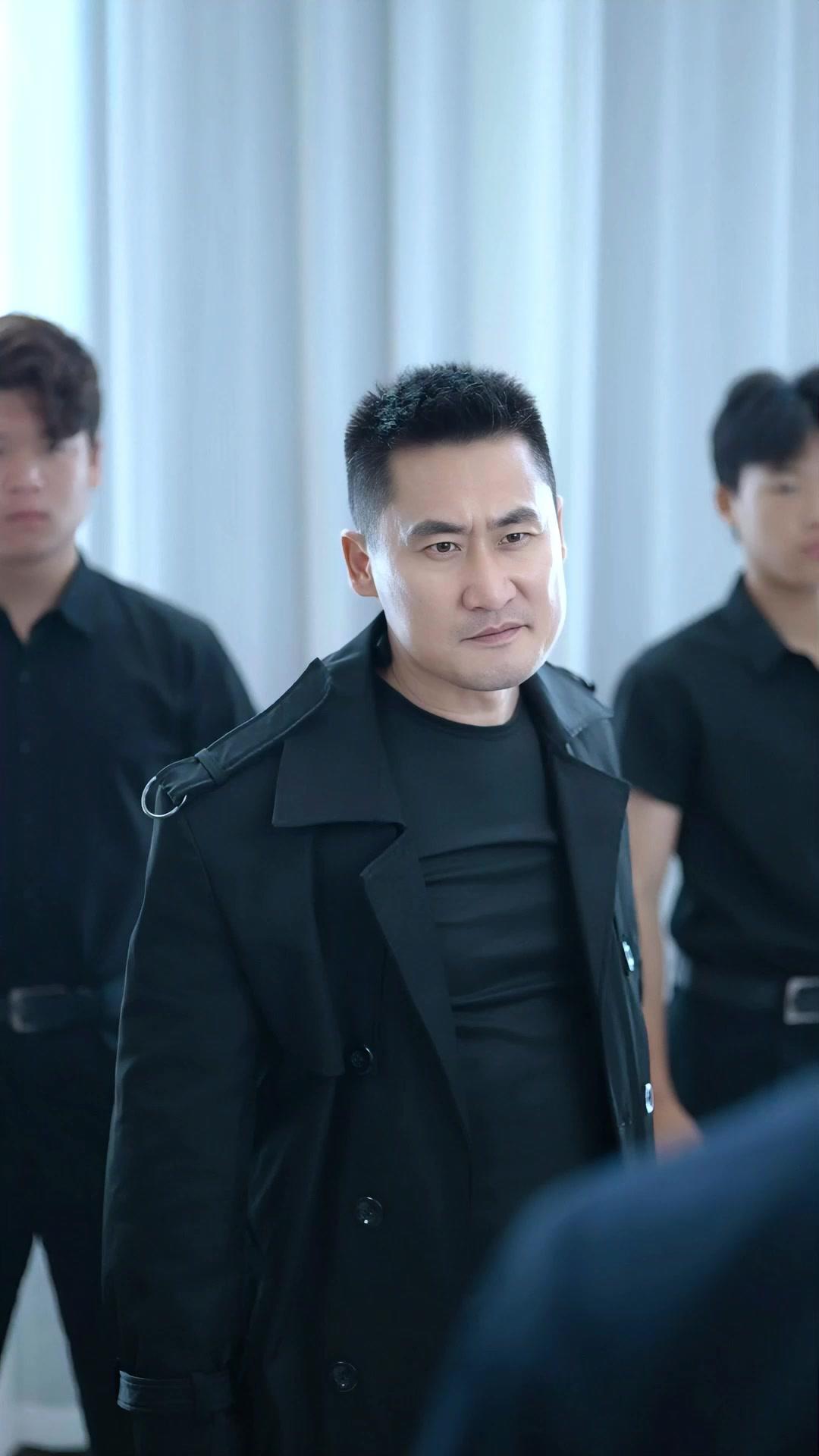 Venganza y pasión: el padre invencible